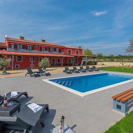 Sea View Apartments With Shared Pool Pomer Esterno foto