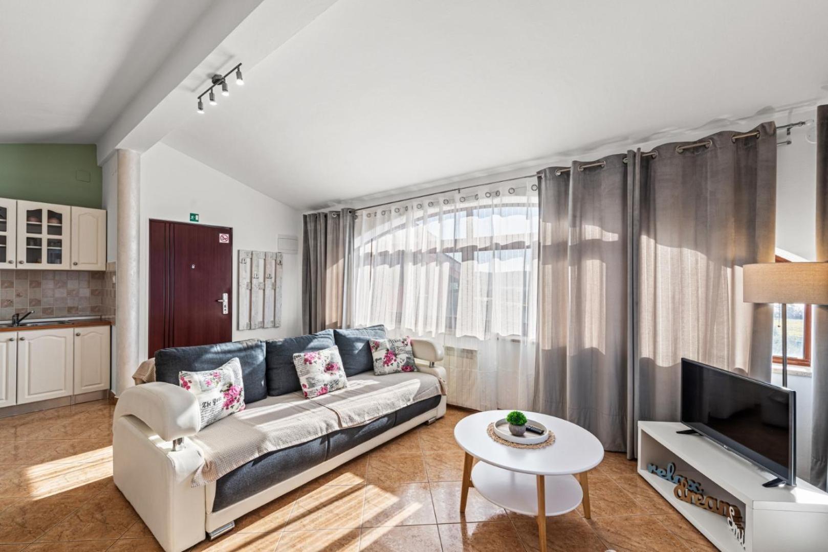 Sea View Apartments With Shared Pool Pomer Esterno foto