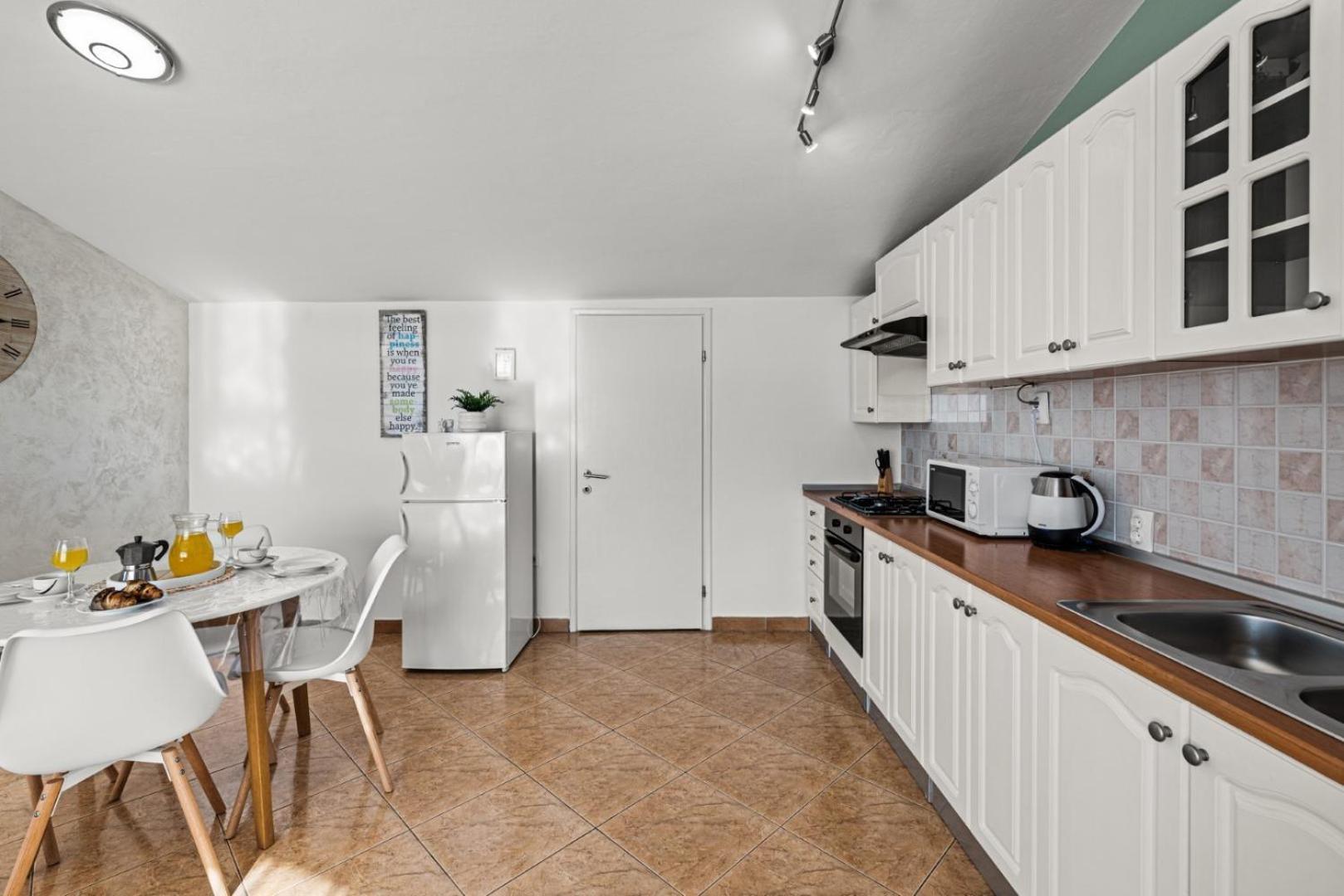 Sea View Apartments With Shared Pool Pomer Esterno foto