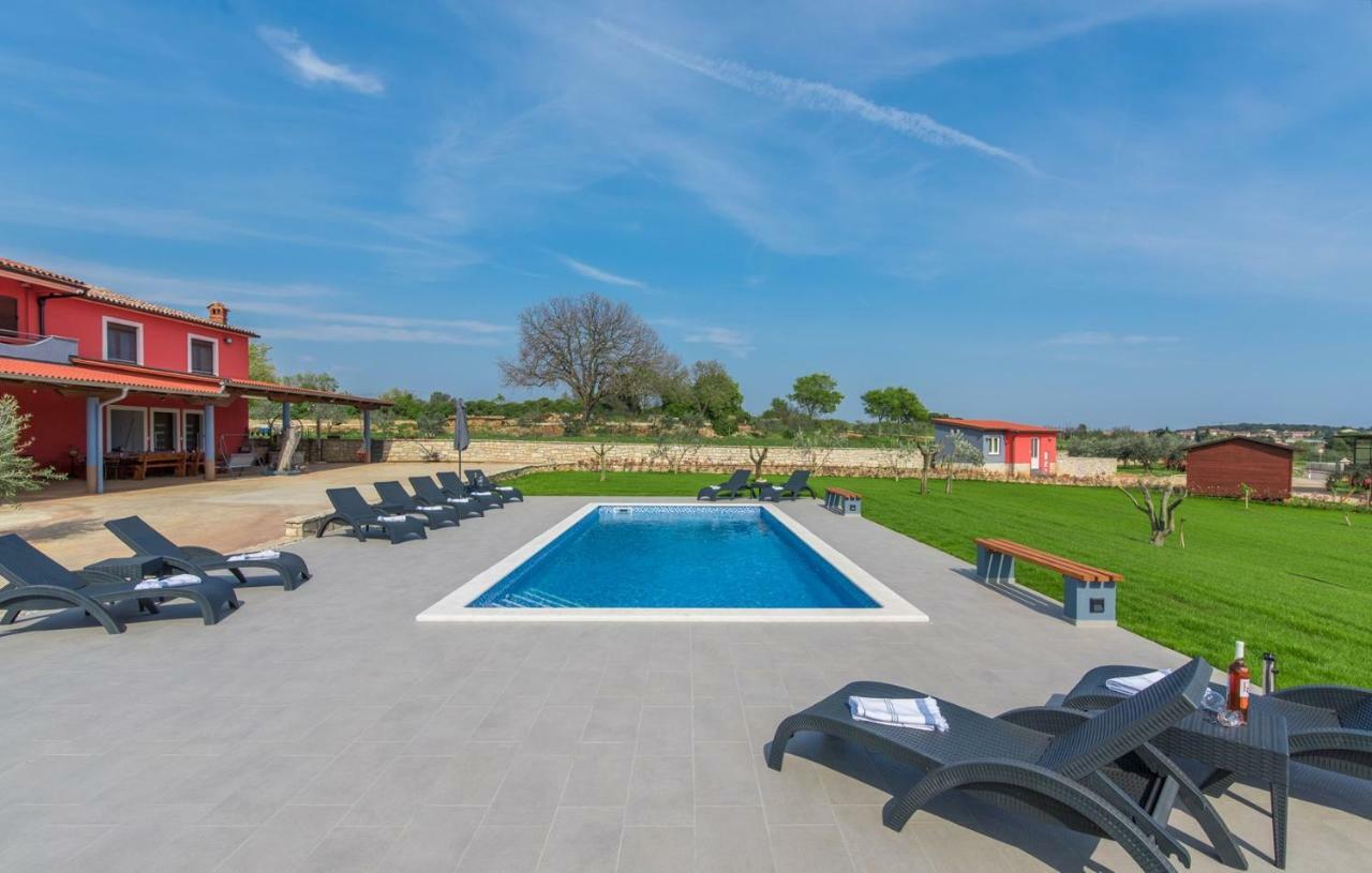 Sea View Apartments With Shared Pool Pomer Camera foto